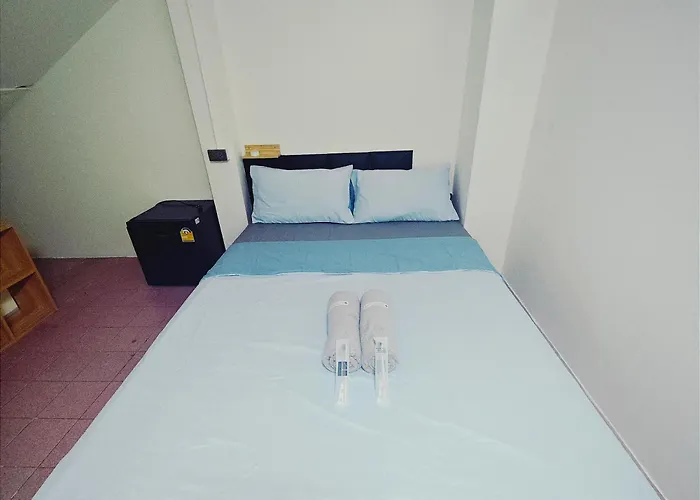 Panda Hostal *